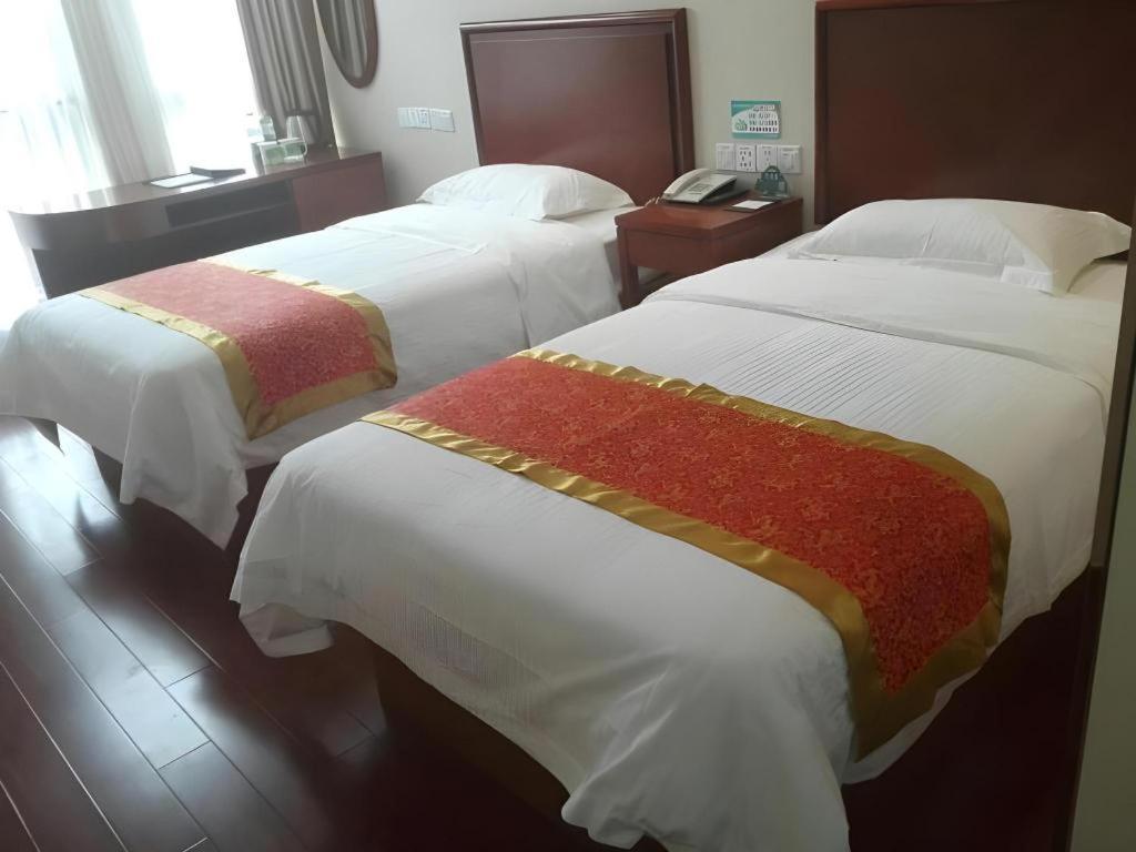 Greentree Inn Linyi Feixian Jianshe Road Express Hotel Экстерьер фото