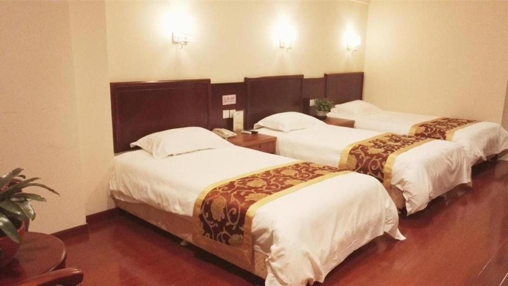 Greentree Inn Linyi Feixian Jianshe Road Express Hotel Экстерьер фото
