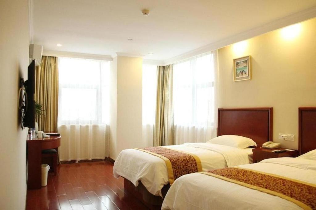 Greentree Inn Linyi Feixian Jianshe Road Express Hotel Экстерьер фото