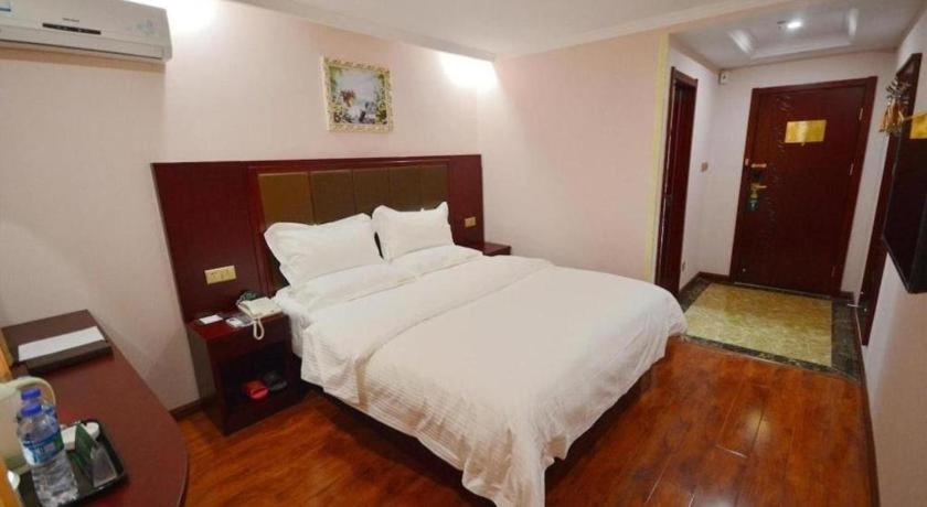 Greentree Inn Linyi Feixian Jianshe Road Express Hotel Экстерьер фото