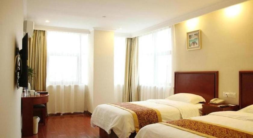 Greentree Inn Linyi Feixian Jianshe Road Express Hotel Экстерьер фото