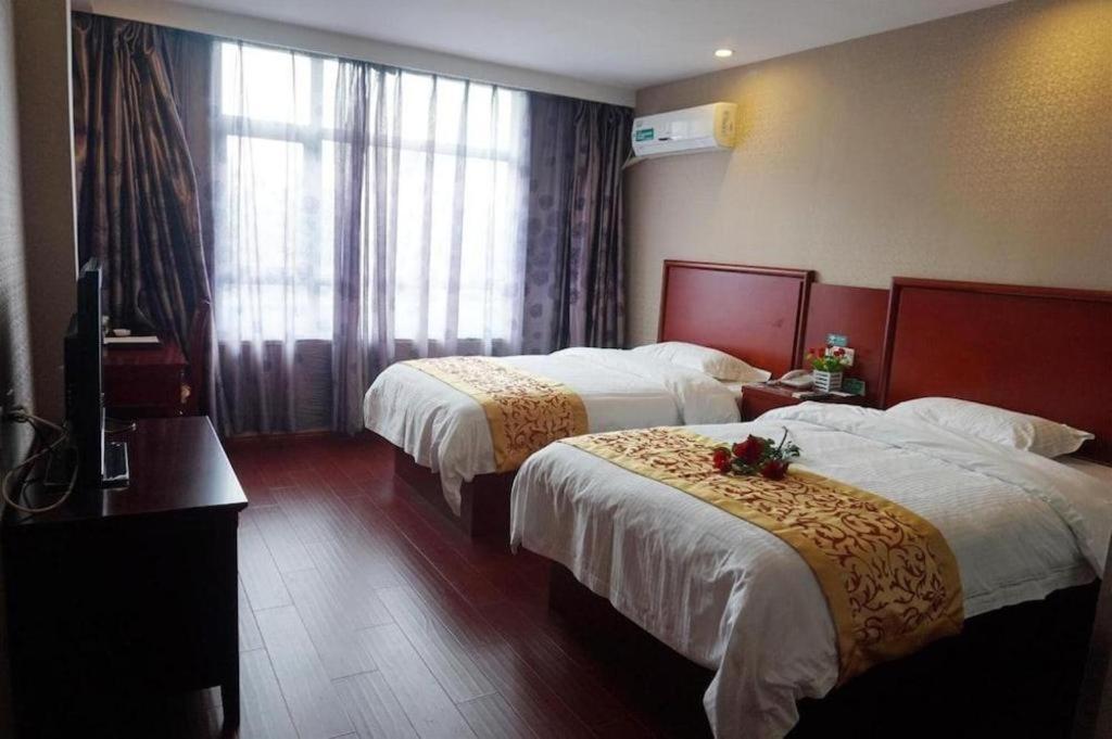 Greentree Inn Linyi Feixian Jianshe Road Express Hotel Экстерьер фото